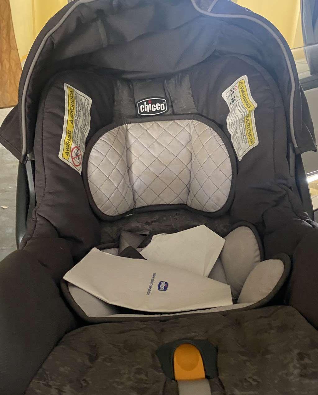 Chicco Infant Car