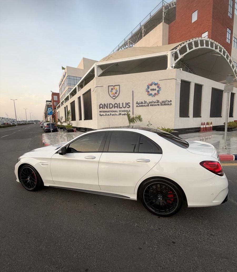 مرسيدس c 63