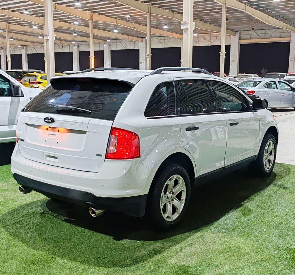 2014 فورد ايدج