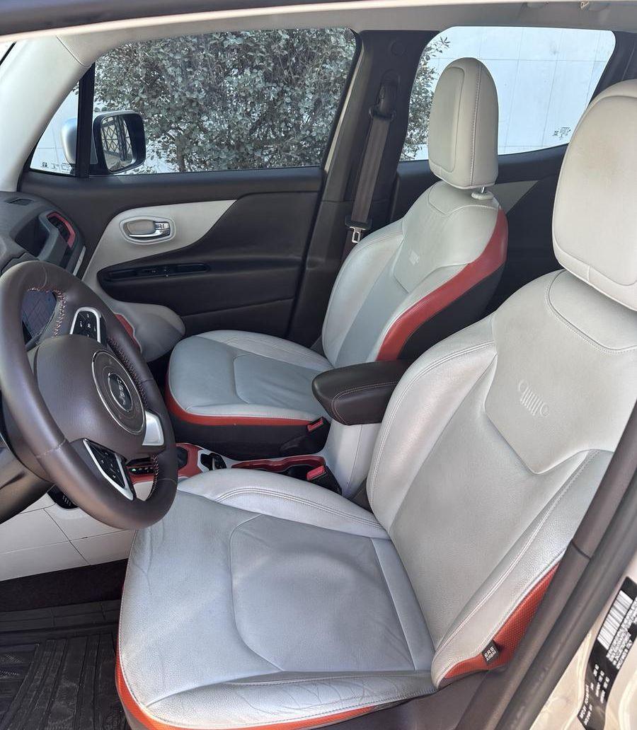 للبيع  