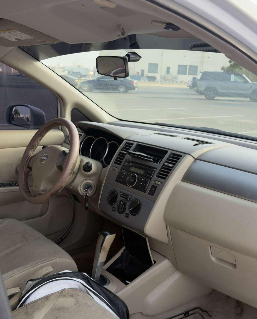 2008 نيسان تيدا