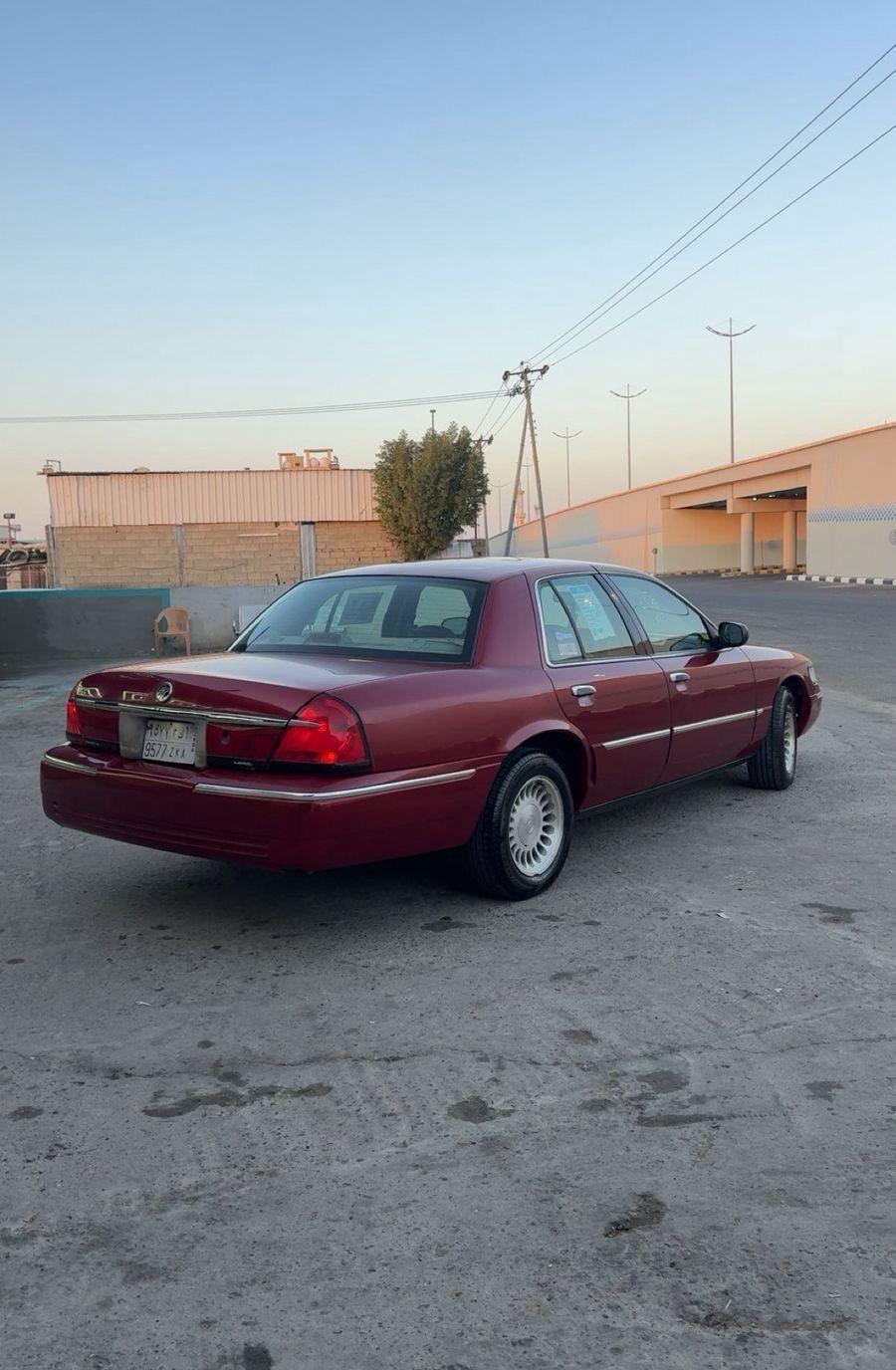 فورد ماركيز 2001
