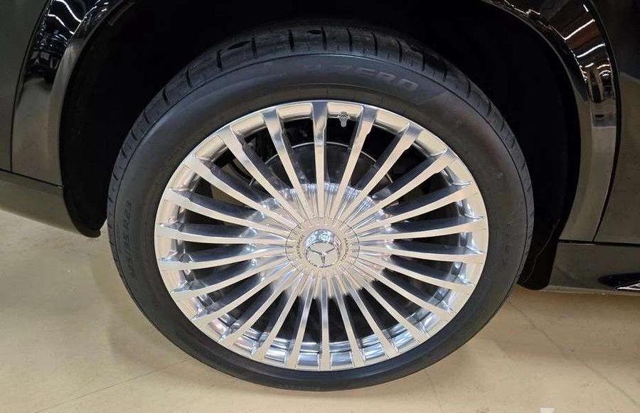 GLS Maybach 600