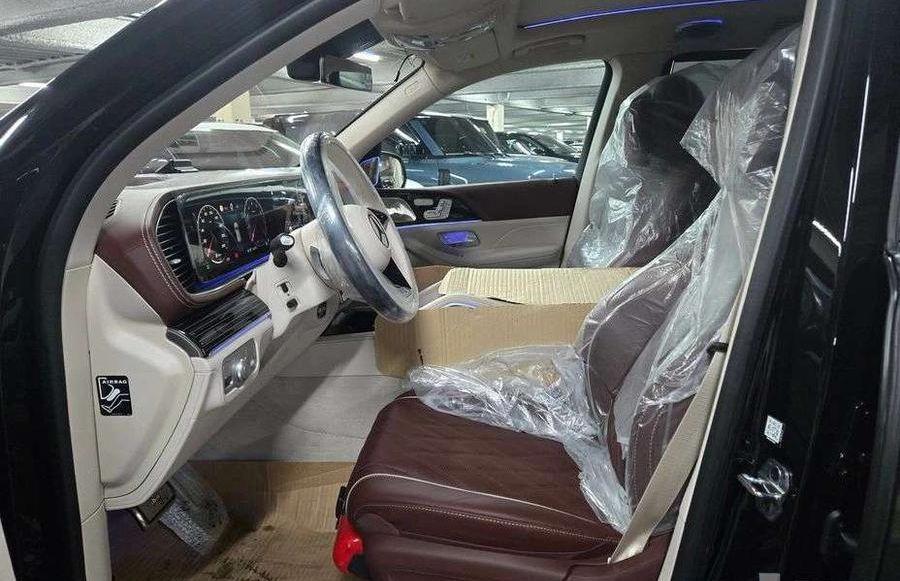 GLS Maybach 600