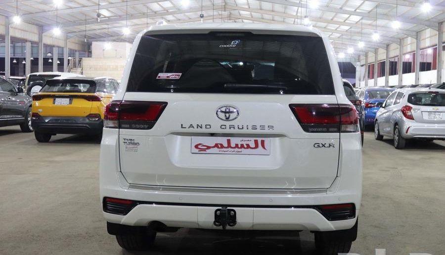 لاندكروزر GXR L3