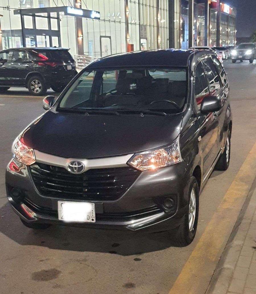 افانزا تايوتا 2018جده