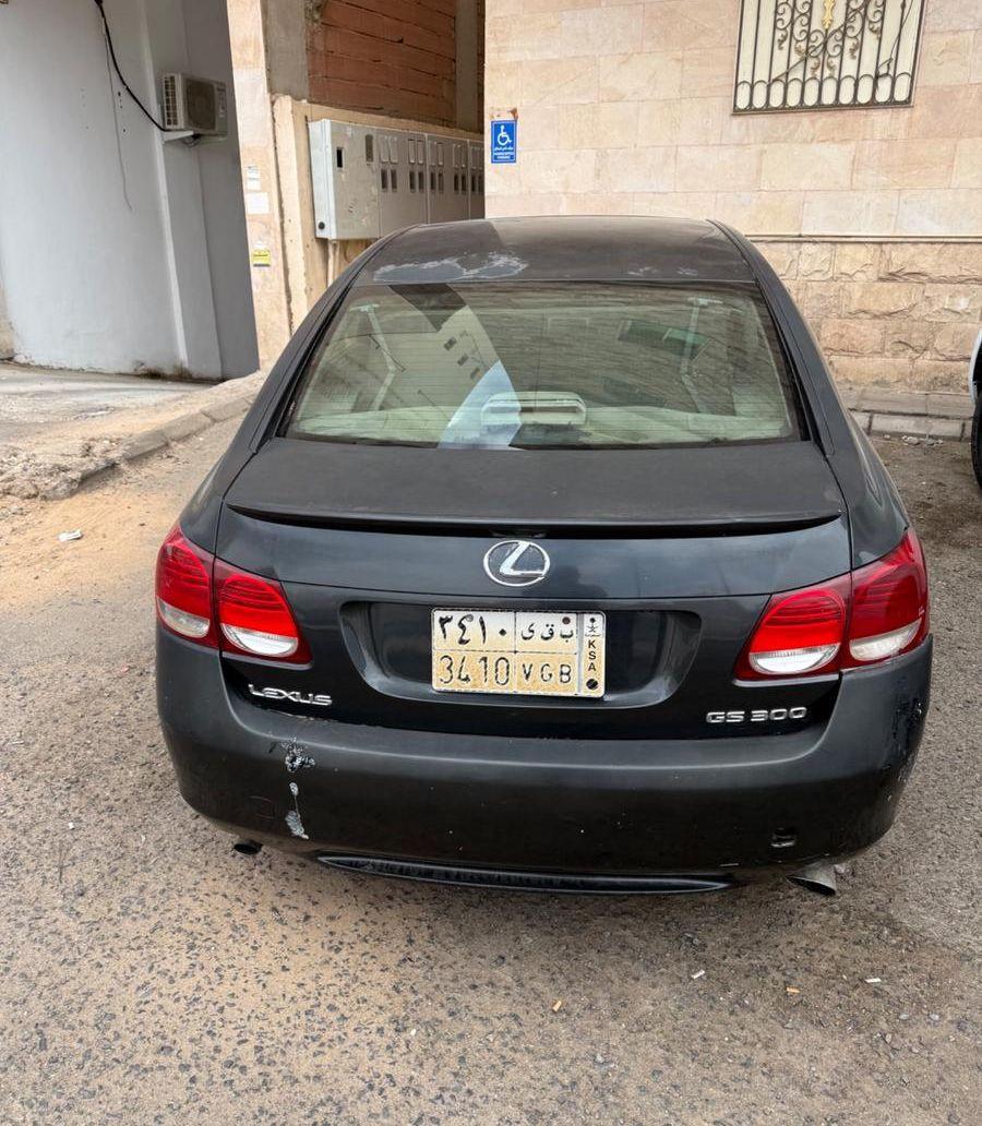 لكزس GS 300
