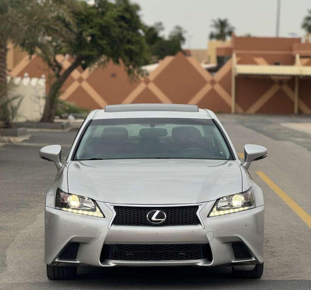 2015 لكزس GS