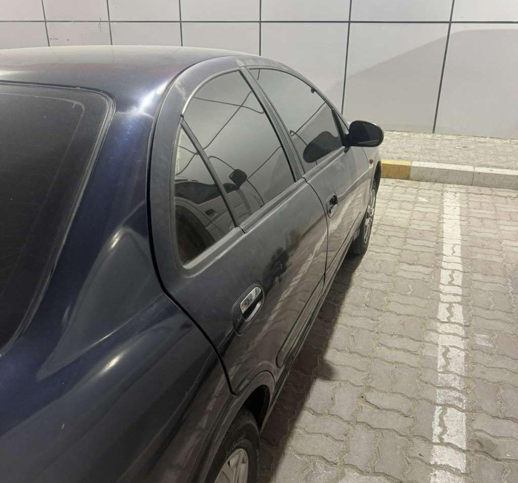 2003 نيسان صني