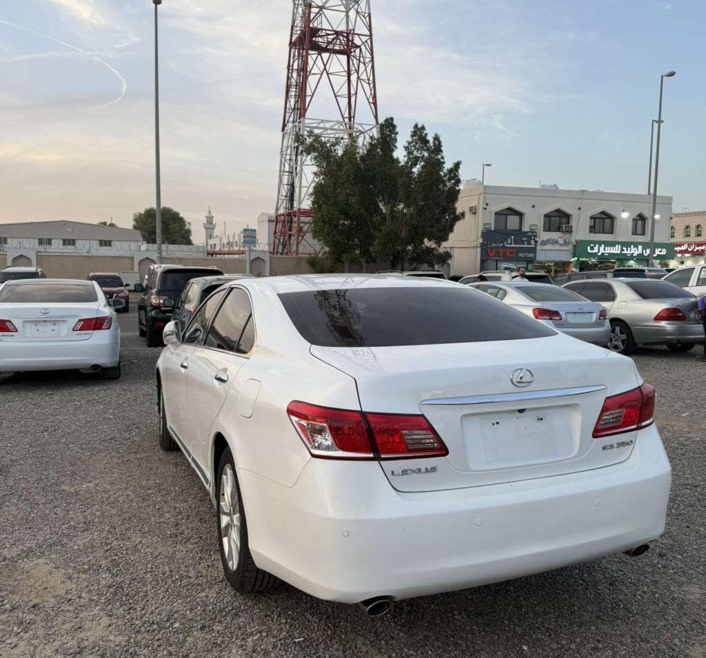 2010 لكزس ES