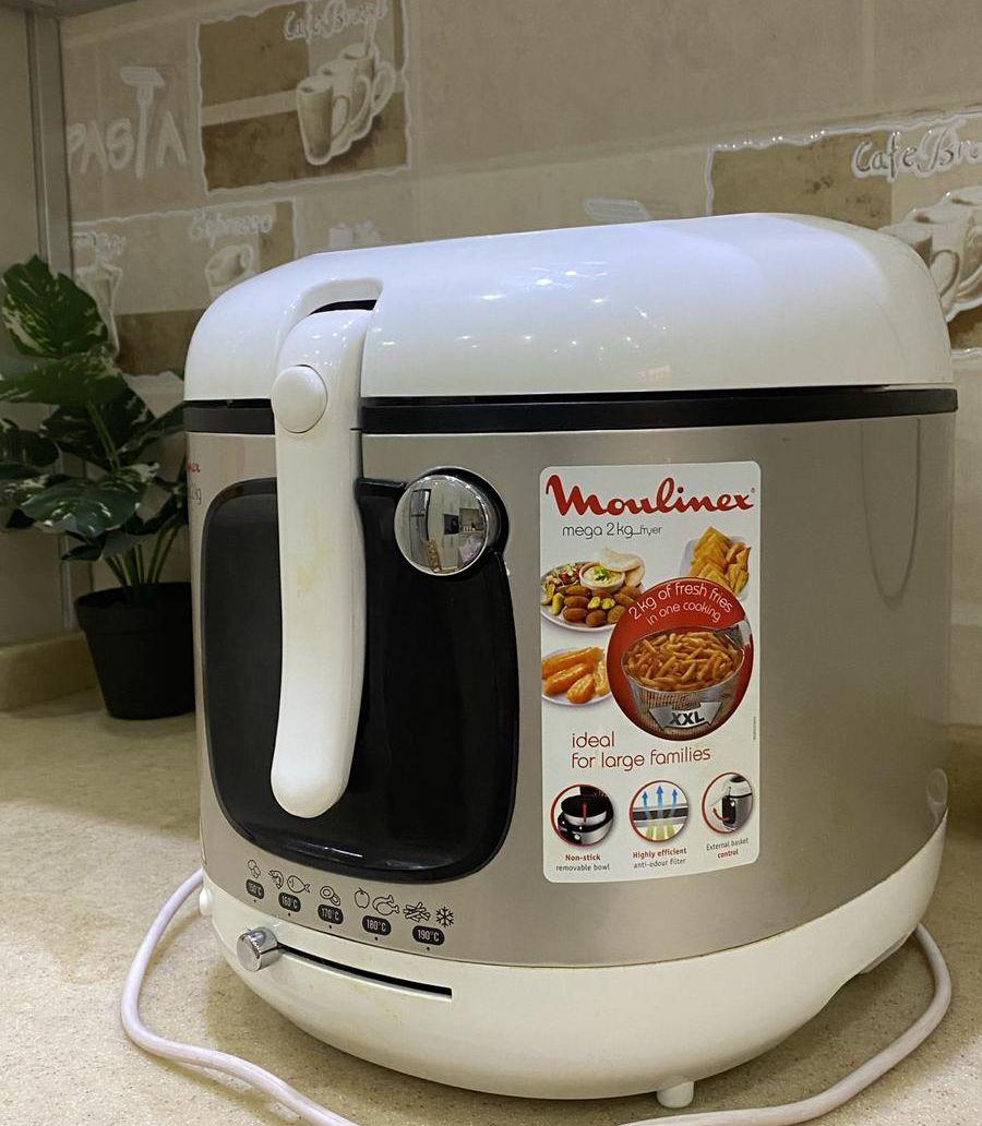 قلاية زيت مولونيكس