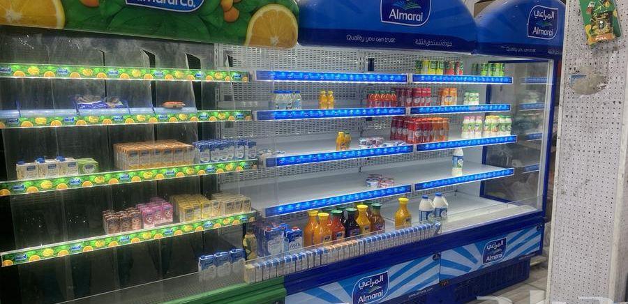 أربعه مكيفات وفرن
