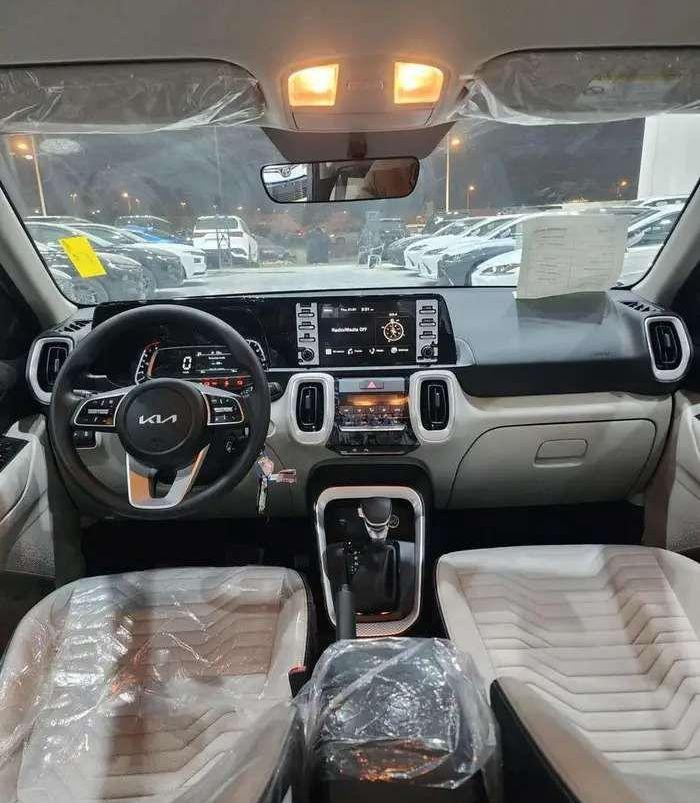كيا سونيت GL