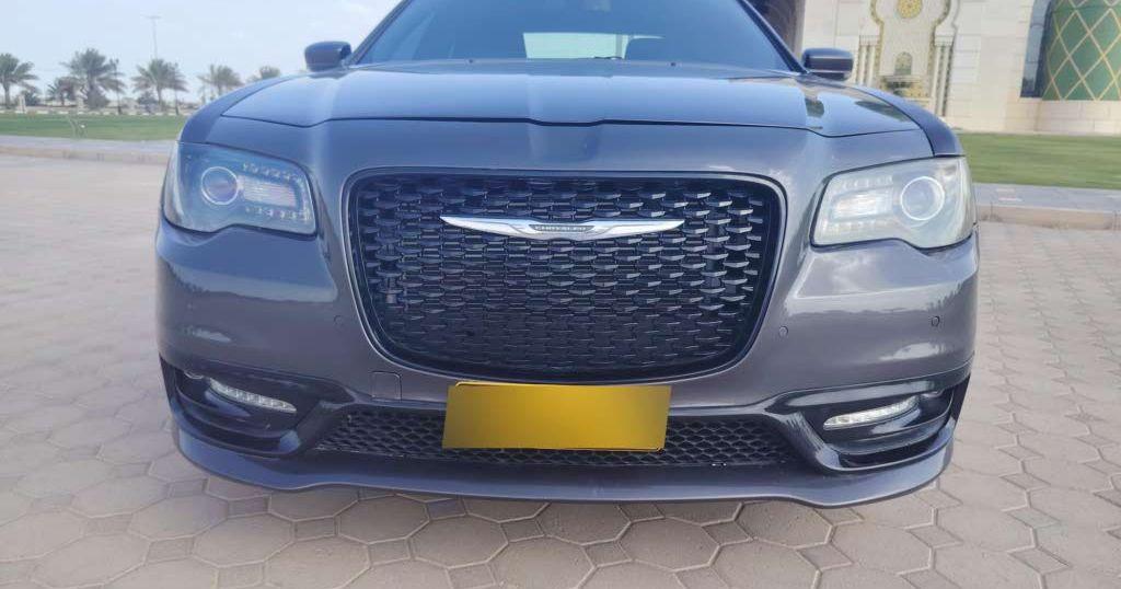2018 كرايسلر 300