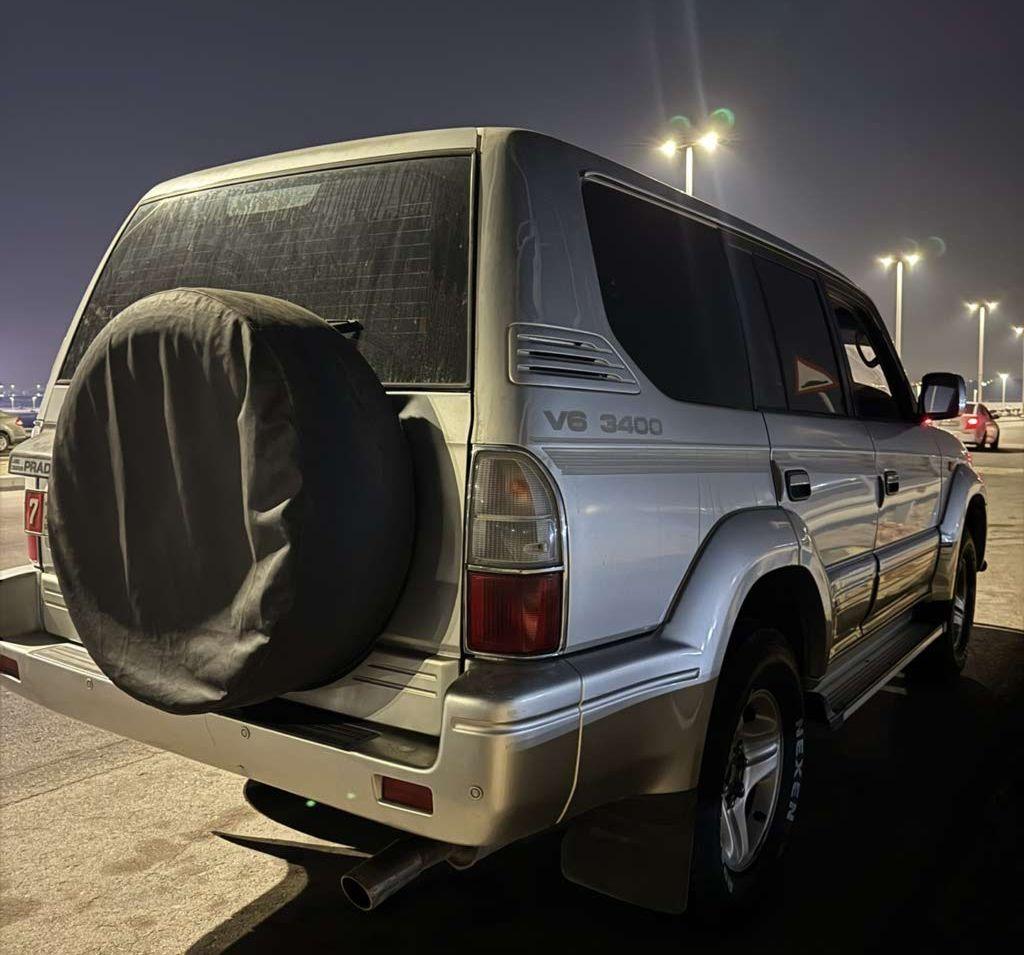 2001 تويوتا برادو