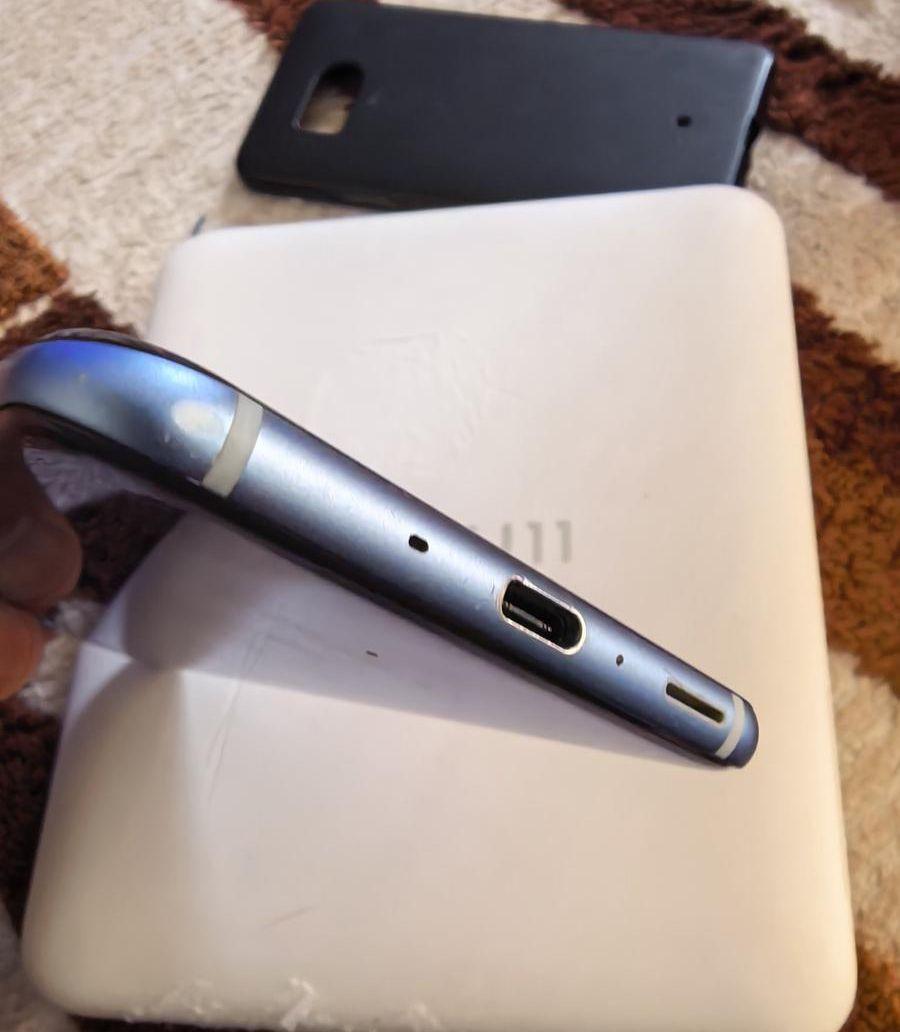 جوال htc u11