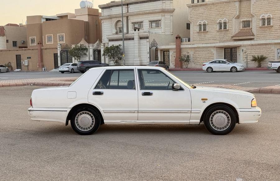 نيسان سيدرك 1999