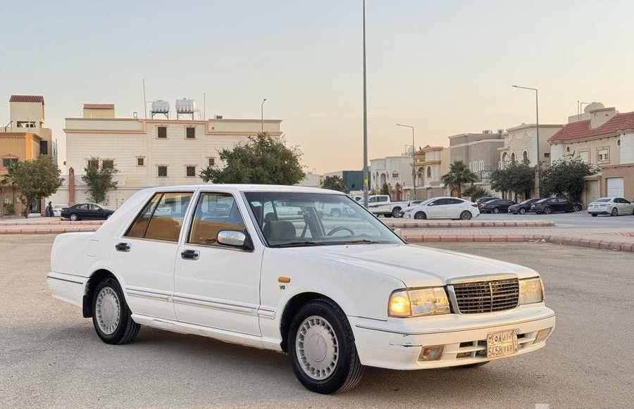 نيسان سيدرك 1999