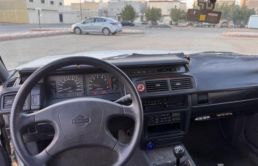 نيسان سيدرك 1999