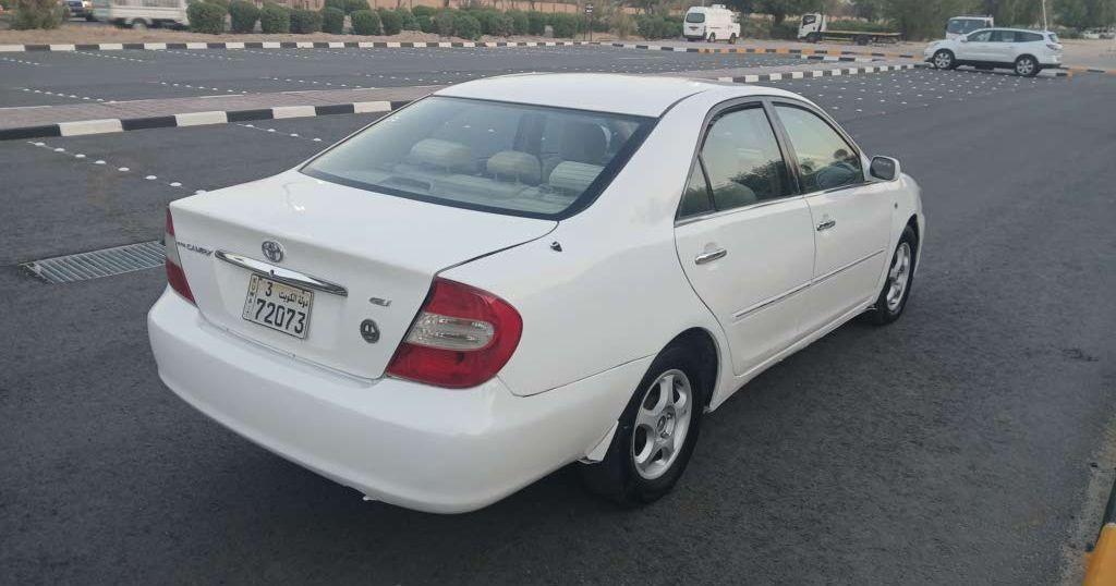 2004 تويوتا كامري