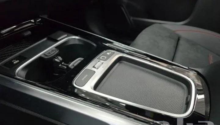 Mercedes Benz GLB-CLASS
