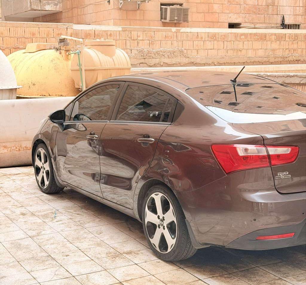 2015 كيا ريو