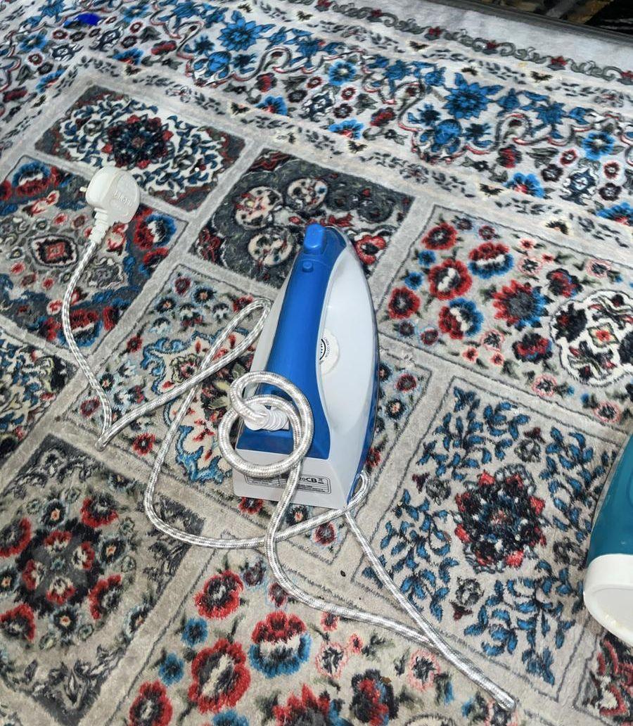 مكواة