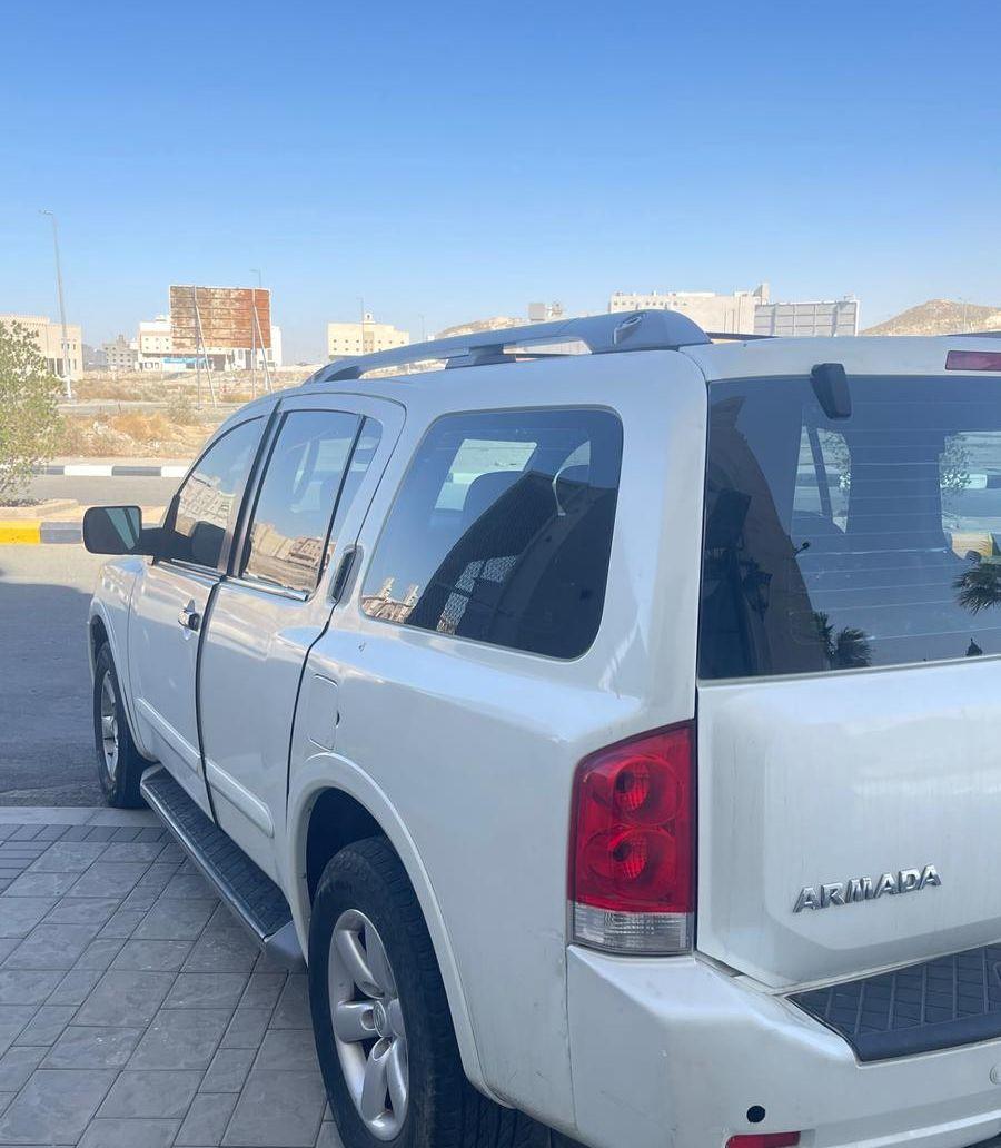 جيب ارمادا ماشي