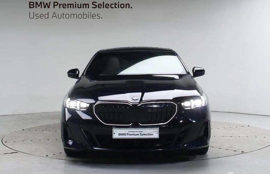 BMW 520i SPORT
