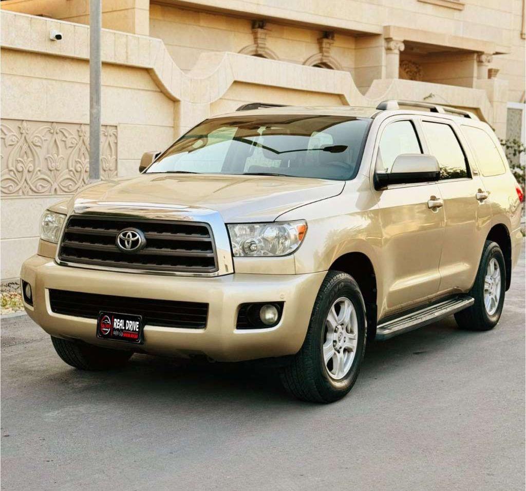 2012 تويوتا سيكويا