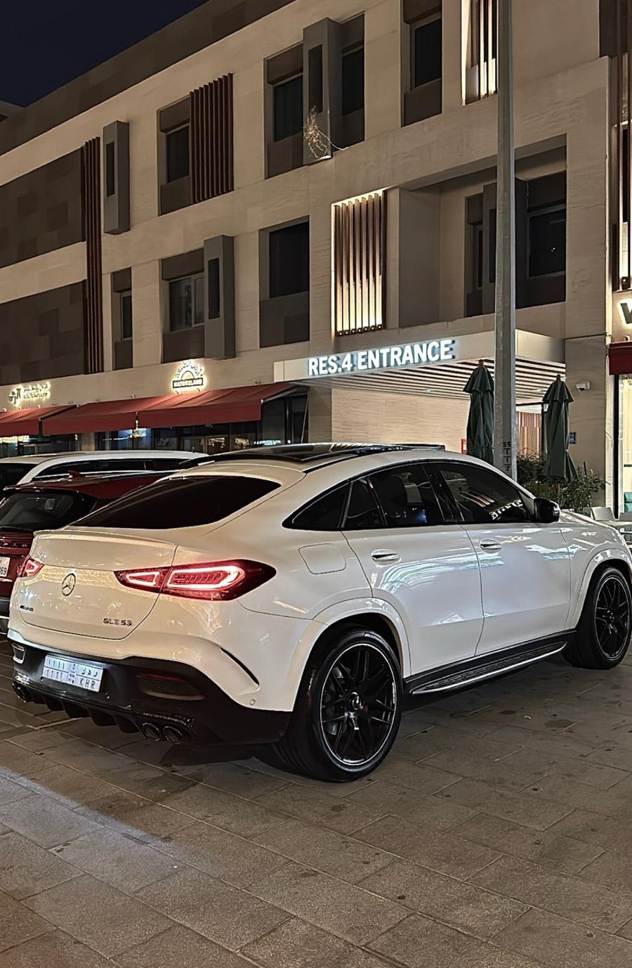 مرسيدس GLE 53
