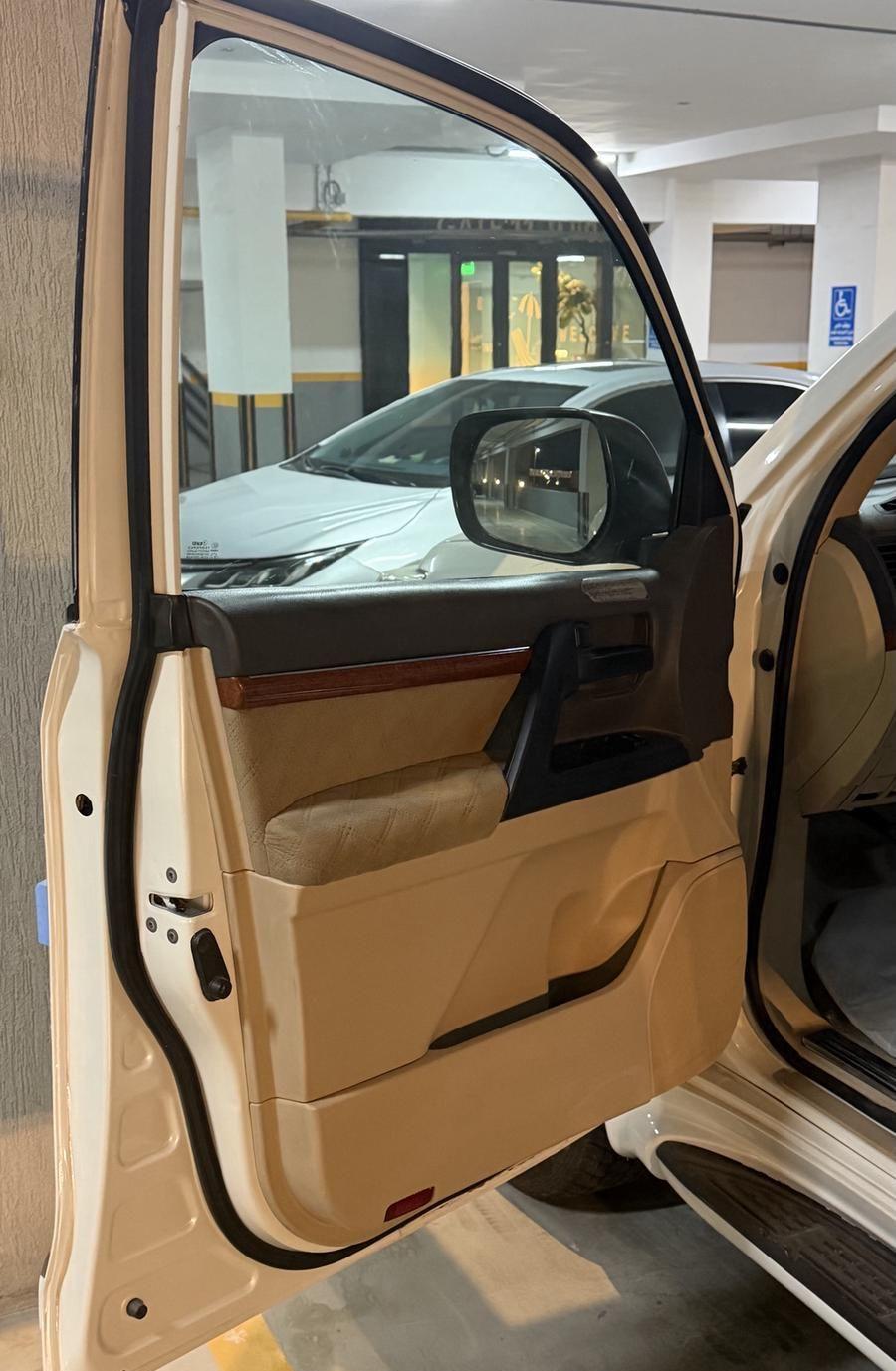 لاندكلوزر GX.R 2013فل