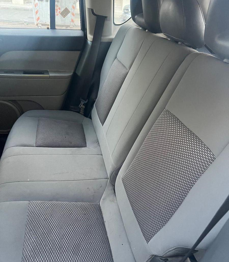 بسعر 7000 Jeep