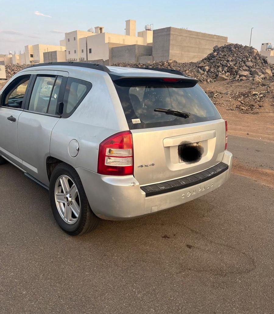 بسعر 7000 Jeep
