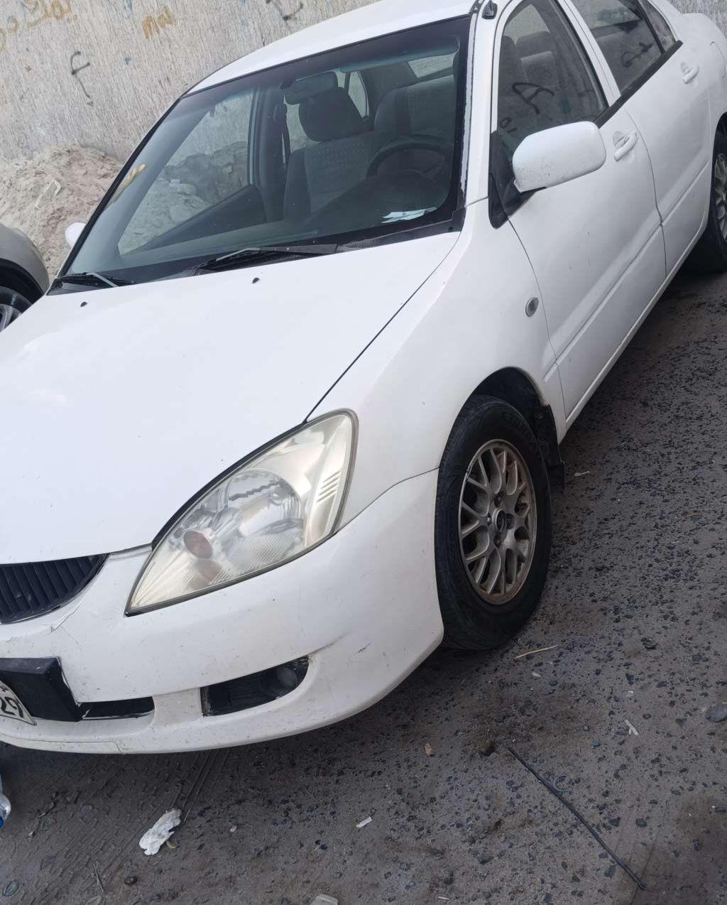 2006 ميتسوبيشي لانسر
