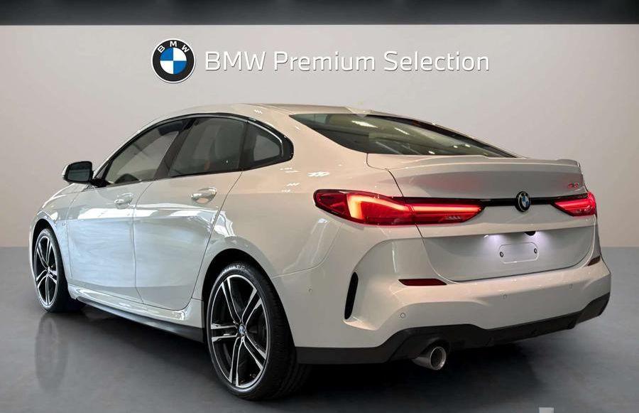 BMW - F44