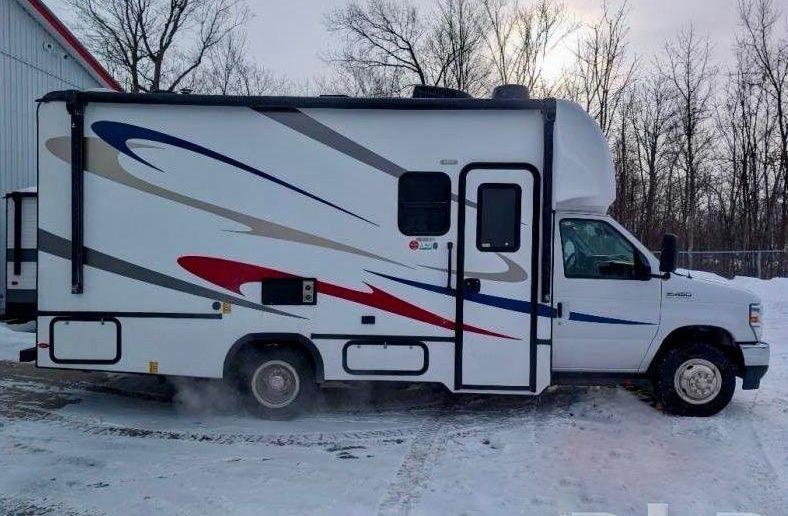 للبيع فورد RV