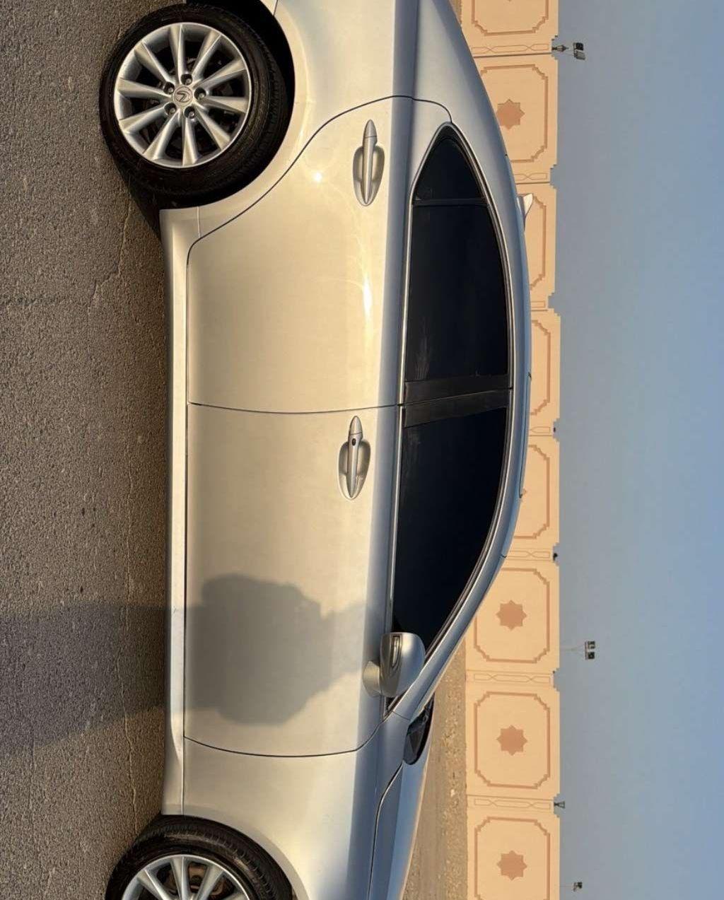 2009 لكزس IS