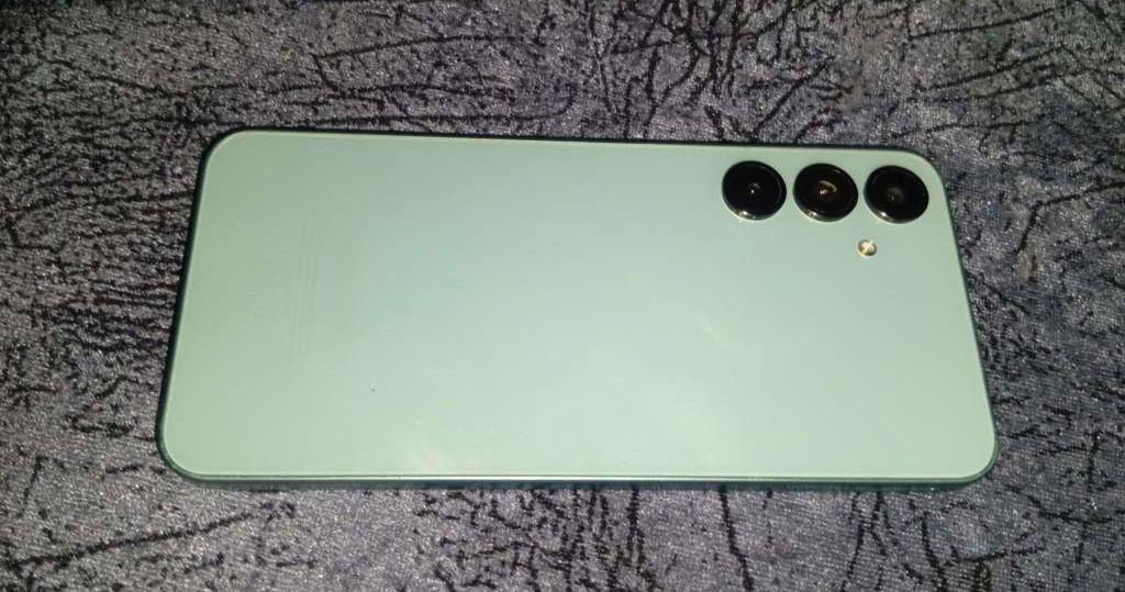 هاتف Samsung A16