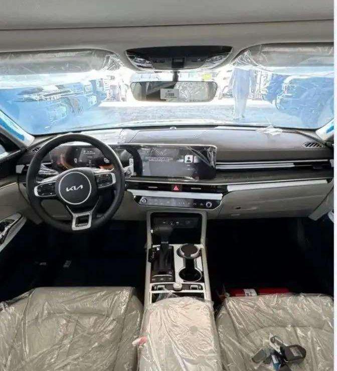 كيا k5 2025