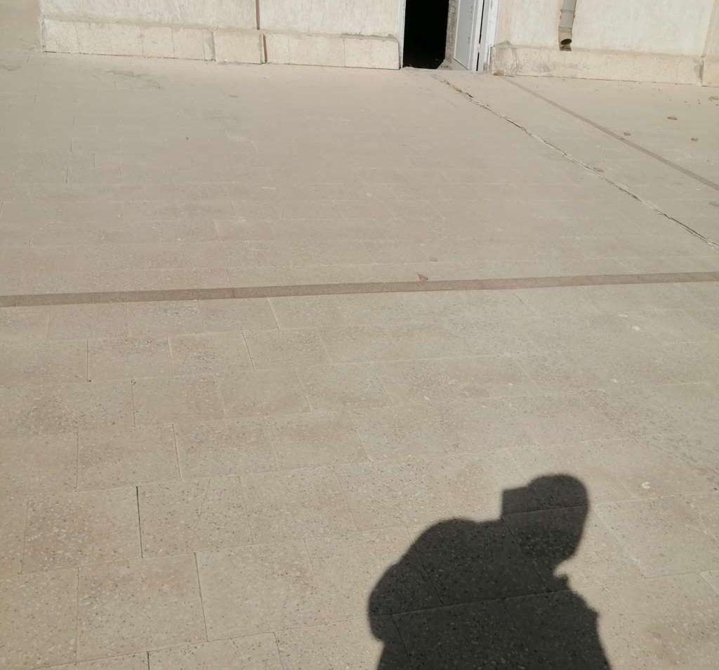 شقه للبيع مع