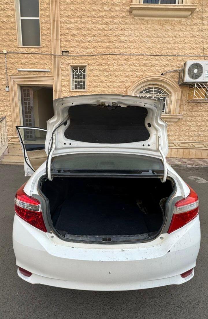 قير عادي مفحوص