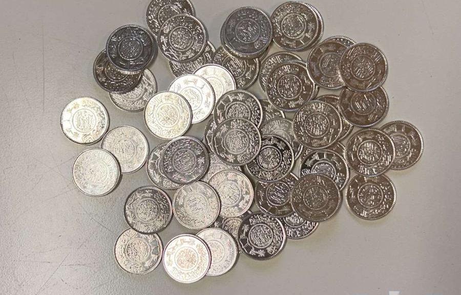 ريالات فضة