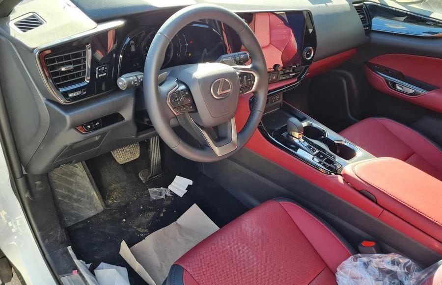 لكزس NX 350