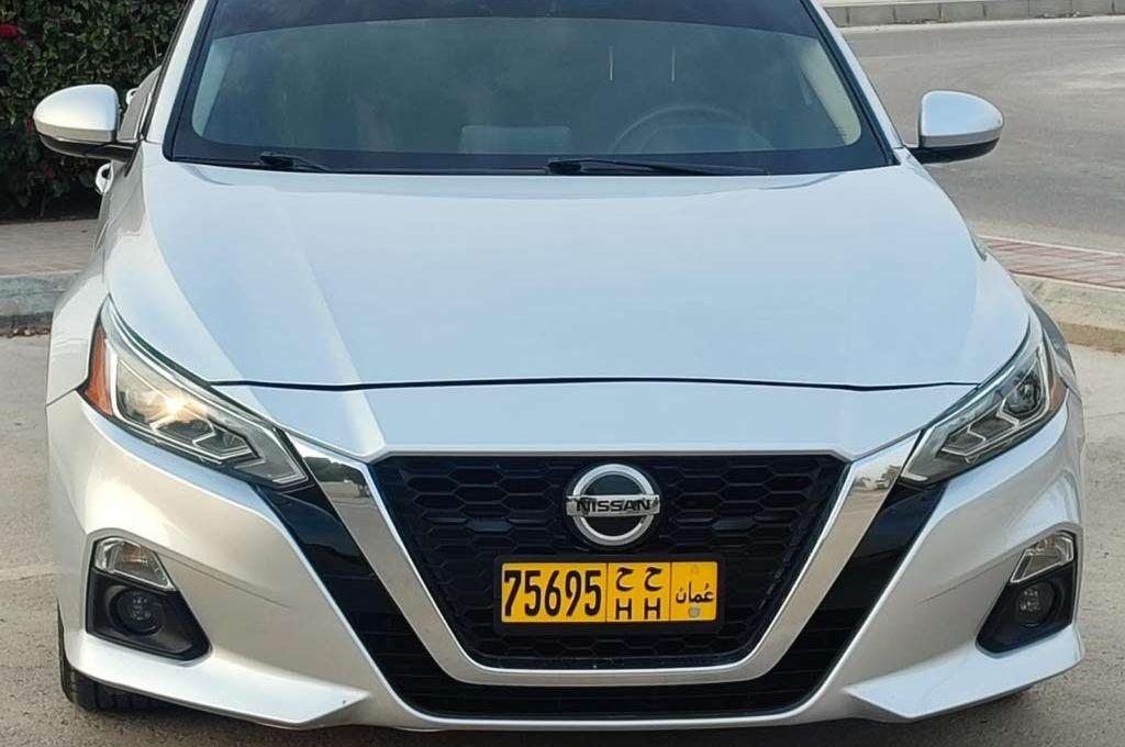 2021 نيسان التيما