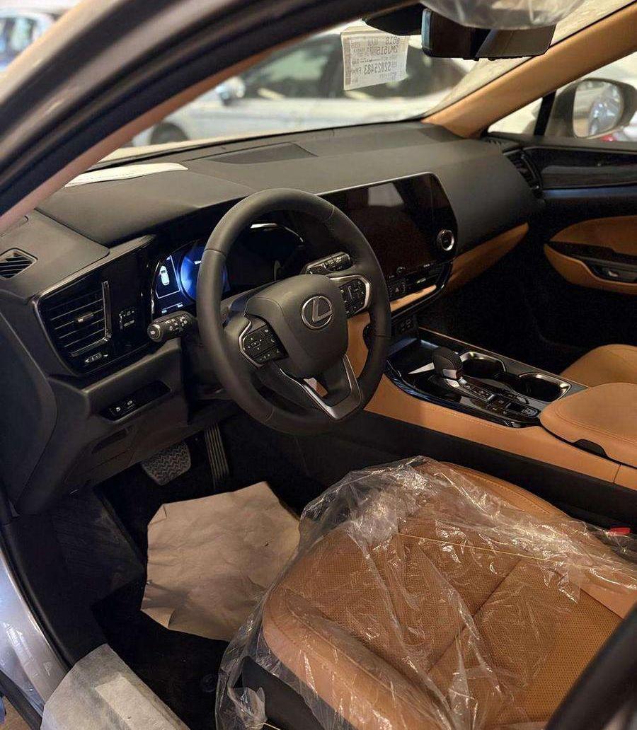 لكزس NX350 ستاندر