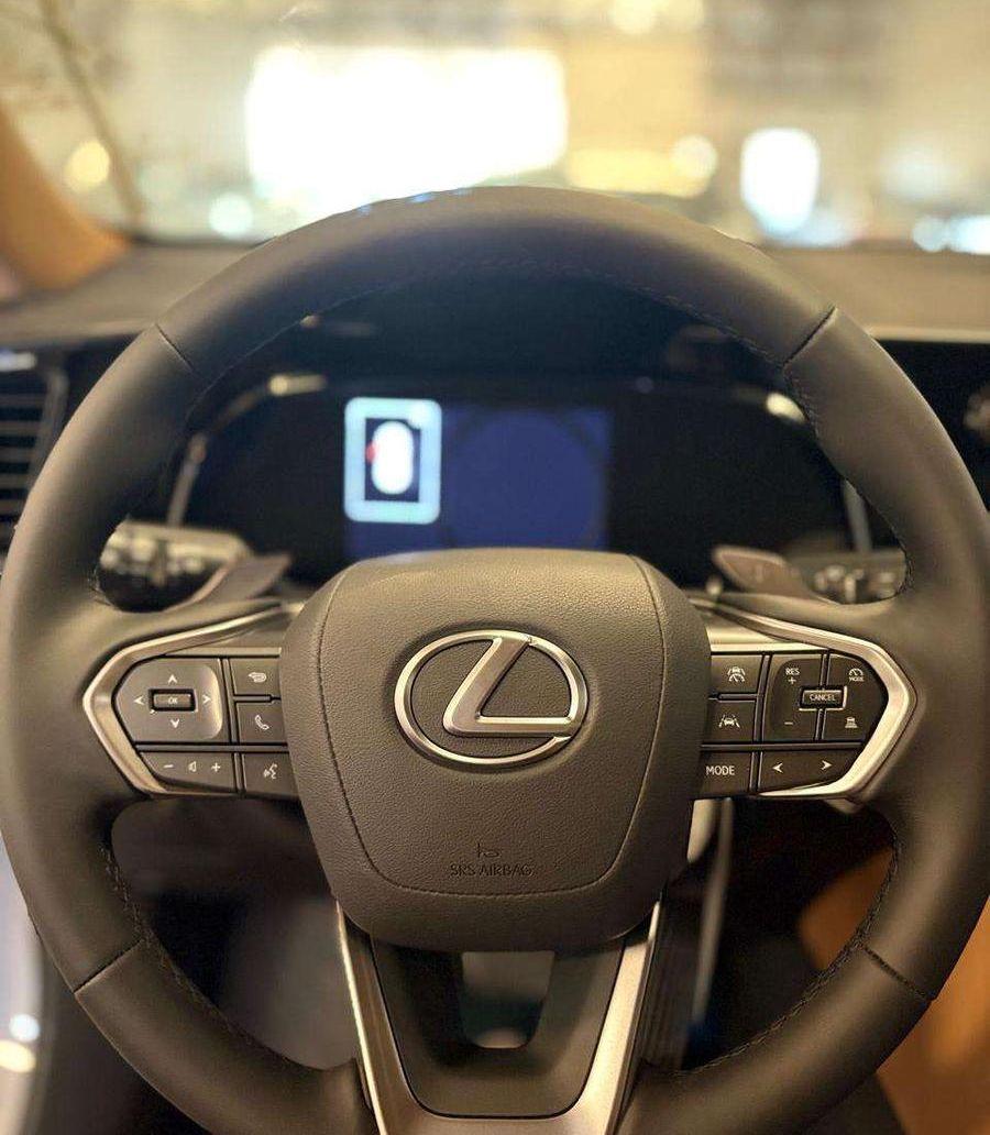 لكزس NX350 ستاندر