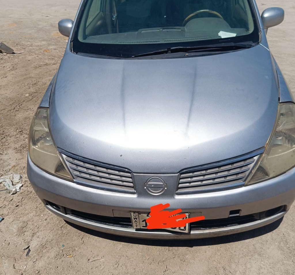 2006 نيسان تيدا