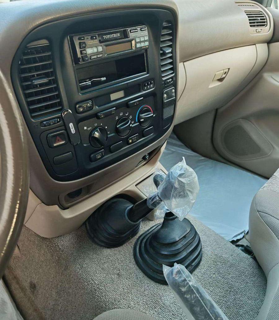 لاندكروزر موديل 99