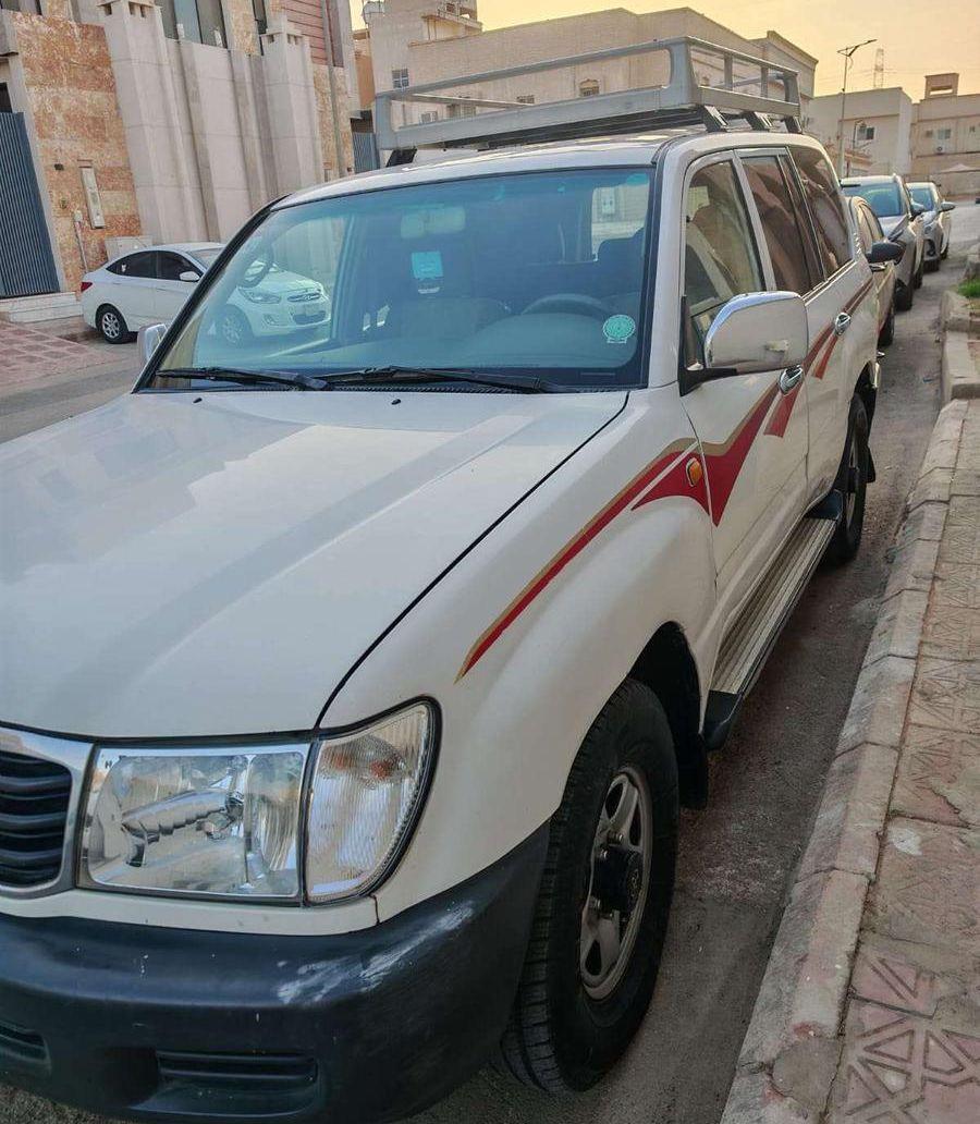 لاندكروزر موديل 99